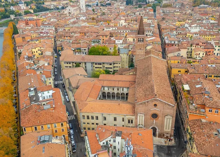 Casa Giulia Dietro Porta Borsari 公寓 *
